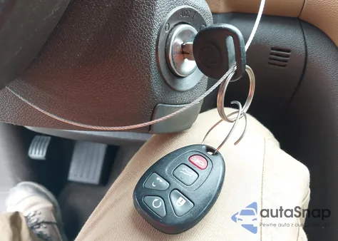 2017 Buick Enclave Premium z USA, uszkodzony, nr VIN 5GAKRCKD4HJ225187